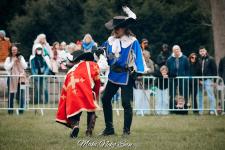 D Artagnan gracie un garde du Cardinal